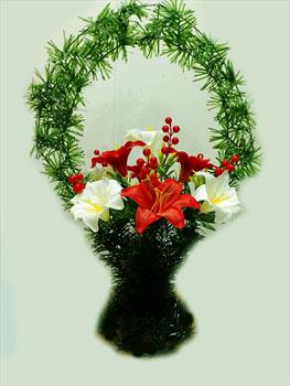 Корзина с лилиями К28