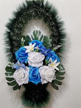 Корзина с розами К342